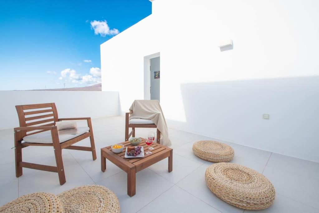 Casa Lolalo - Modern Villa With Pool, 15Min Walk To Marina Rubicon Playa Blanca  Luaran gambar