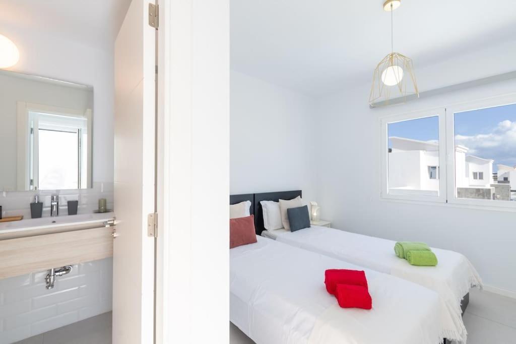 Casa Lolalo - Modern Villa With Pool, 15Min Walk To Marina Rubicon Playa Blanca  Luaran gambar