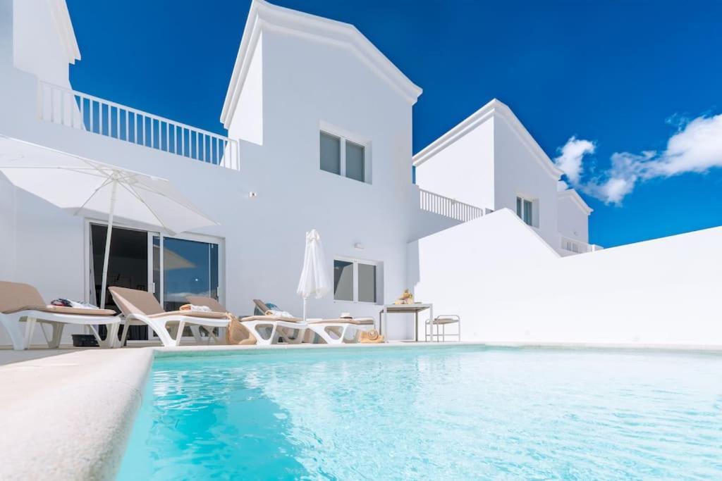 Casa Lolalo - Modern Villa With Pool, 15Min Walk To Marina Rubicon Playa Blanca  Luaran gambar