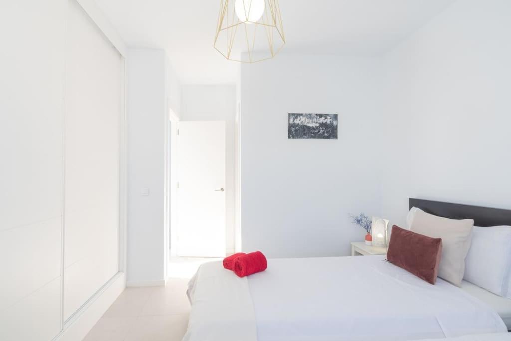 Casa Lolalo - Modern Villa With Pool, 15Min Walk To Marina Rubicon Playa Blanca  Luaran gambar