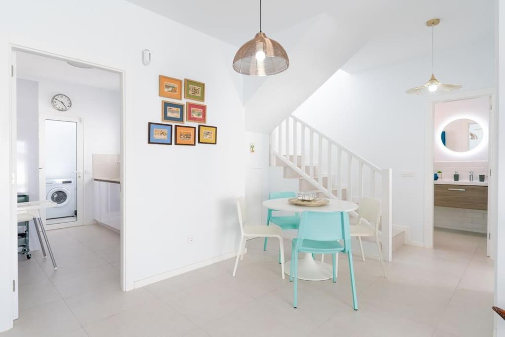 Casa Lolalo - Modern Villa With Pool, 15Min Walk To Marina Rubicon Playa Blanca  Luaran gambar