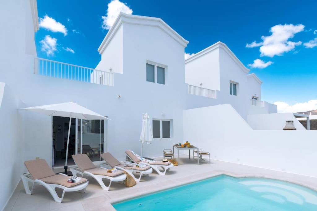 Casa Lolalo - Modern Villa With Pool, 15Min Walk To Marina Rubicon Playa Blanca  Luaran gambar