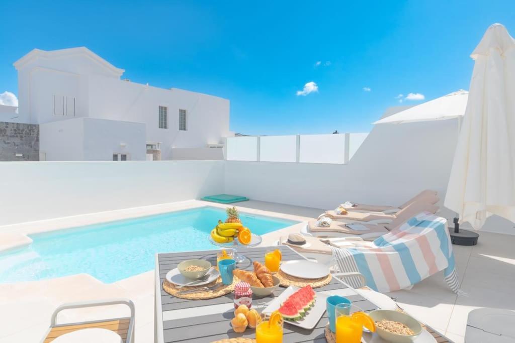 Casa Lolalo - Modern Villa With Pool, 15Min Walk To Marina Rubicon Playa Blanca  Luaran gambar